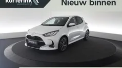 Wit, metallic lak Nieuw 2025 Toyota Yaris Executive Hatchback | € 31.950 (Eerlijke prijs)