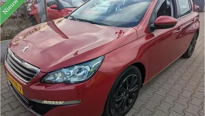 Occasion 2015 Peugeot 308 Hatchback | € 4.950 (Super prijs)