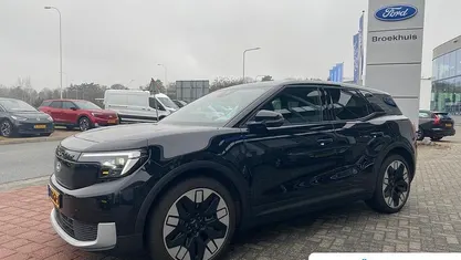 Zwart Occasion 2025 Ford Explorer Extended Range SUV | € 41.795 (Eerlijke prijs)