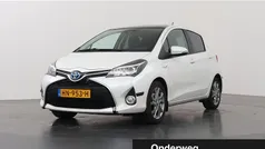 Gebruikt 2015 Toyota Yaris Hybrid Hatchback | € 12.840 (Eerlijke prijs)