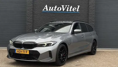 Occasion BMW 330 M Sport 291 PK (214 kW) 2023 Grijs Stationwagen