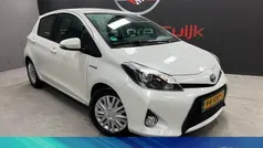 Wit Gebruikt 2012 Toyota Yaris Hatchback | € 8.380 (Eerlijke prijs)