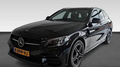 Zwart Gebruikt 2021 Mercedes C300e Business Stationwagen | € 29.740 (Eerlijke prijs)