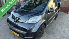 Grijs Gebruikt 2010 Peugeot 107 Urban Move Hatchback | € 3.995 (Eerlijke prijs)