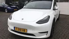 Wit, metallic lak Gebruikt 2023 Tesla Model Y Performance SUV | € 42.850 (Goede deal)