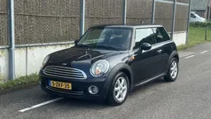 Zwart Gebruikt 2007 Mini ONE Hatchback | € 2.999 (Eerlijke prijs)