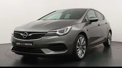 Grijs Gebruikt 2020 Opel Astra Elegance Hatchback | € 15.995 (Eerlijke prijs)