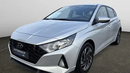Grijs (metallic) Occasion 2023 Hyundai i20 Comfort Hatchback | € 17.995 (Eerlijke prijs)