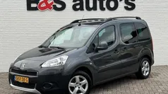 Grijs, metallic lak Gebruikt 2015 Peugeot Partner Tepee Access MPV | € 9.400 (Eerlijke prijs)