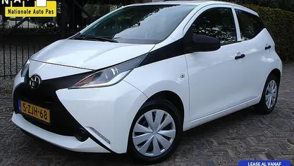 Occasion Toyota Aygo 69 PK (50 kW) 2015 Wit Hatchback
