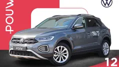 Grijs Gebruikt 2024 VW T-Roc Edition SUV | € 26.450 (Goede deal)