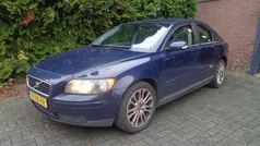Blauw Gebruikt 2004 Volvo S40 Kinetic Sedan | € 750 (Goede deal)