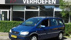 Blauw Gebruikt 2002 Opel Zafira Comfort MPV | € 1.499 (Eerlijke prijs)