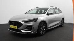 Zilver Gebruikt 2023 Ford Focus ST-Line Stationwagen | € 21.890 (Goede deal)