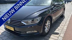Zwart Gebruikt 2017 VW Passat Highline Stationwagen | € 14.450 (Goede deal)