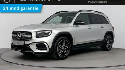 Occasion Mercedes GLB180 AMG line 136 PK (100 kW) 2025 Zilver SUV