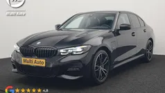 Zwart Gebruikt 2022 BMW 330e M Sport Sedan | € 32.890 (Goede deal)