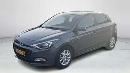 Grijs Occasion 2017 Hyundai i20 GO! Hatchback | € 9.450 (Eerlijke prijs)