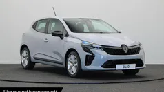 Grijs Nieuw 2025 Renault Clio V Evolution Hatchback | € 25.990 (Super prijs)