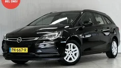 Zwart Gebruikt 2017 Opel Astra Edition Stationwagen | € 6.995 (Goede deal)