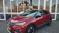 Rood Gebruikt 2019 Opel Grandland X Innovation SUV | € 17.950 (Eerlijke prijs)