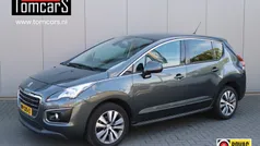 Grijs, metallic lak Gebruikt 2015 Peugeot 3008 Allure MPV | € 11.950 (Eerlijke prijs)