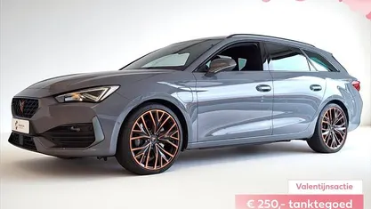 Grijs Occasion 2021 Cupra Leon Stationwagen | € 23.440 (Eerlijke prijs)