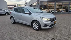 Gebruikt 2021 Dacia Sandero Essentiel Hatchback | € 11.500 (Super prijs)