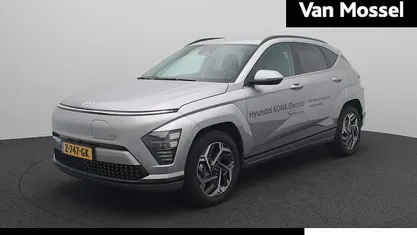 Grijs Occasion 2024 Hyundai Kona Comfort SUV | € 32.440 (Eerlijke prijs)