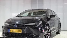 Zwart Gebruikt 2020 Toyota Corolla Style Stationwagen | € 20.249 (Eerlijke prijs)