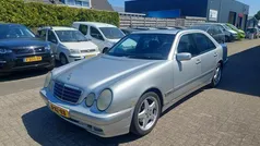Grijs Gebruikt 2000 Mercedes E200 Classic Sedan | € 1.799