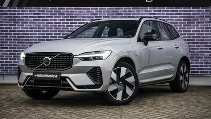 Gebruikt 2023 Volvo XC60 Plus SUV | € 46.899 (Eerlijke prijs)