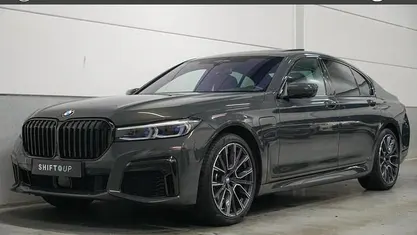 Occasion 2021 BMW 745e M Sport Sedan | € 53.940 (Eerlijke prijs)
