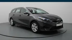 Grijs Gebruikt 2022 Kia Ceed Hatchback | € 20.790 (Eerlijke prijs)