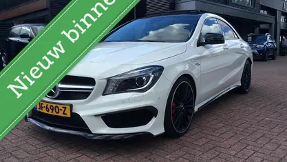 Wit Gebruikt 2014 Mercedes CLA45 AMG AMG Sedan | € 23.950 (Eerlijke prijs)