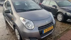 Grijs, metallic lak Gebruikt 2015 Suzuki Alto Hatchback | € 3.450 (Eerlijke prijs)