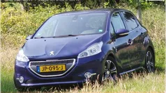 Blauw Gebruikt 2014 Peugeot 208 Allure Hatchback | € 4.949 (Eerlijke prijs)