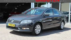 Grijs Gebruikt 2012 VW Passat Trendline Sedan | € 4.999 (Super prijs)