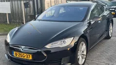 Zwart Gebruikt 2015 Tesla Model S Sedan | € 14.950 (Iets duurder)