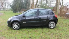Zwart Occasion 2007 Renault Clio II Hatchback | € 1.999 (Eerlijke prijs)