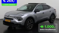 Grijs Gebruikt 2023 Citroën e-C4 Shine Sedan | € 21.896 (Eerlijke prijs)