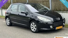 Zwart Gebruikt 2007 Peugeot 307 Premium Hatchback | € 2.750 (Eerlijke prijs)