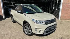 Beige Gebruikt 2018 Suzuki Vitara SUV | € 17.495 (Eerlijke prijs)