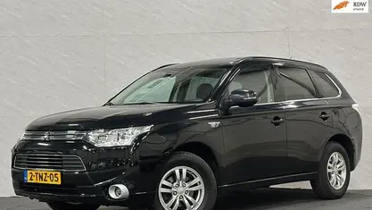 Occasion Mitsubishi Outlander Instyle 121 PK (88 kW) 2014 SUV