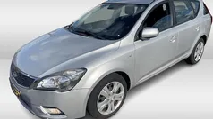 Grijs Gebruikt 2011 Kia Ceed Stationwagen | € 1.850 (Eerlijke prijs)