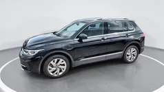 Gebruikt 2022 VW Tiguan Elegance SUV | € 36.440 (Eerlijke prijs)