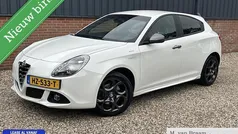Wit Gebruikt 2016 Alfa Romeo Giulietta Sprint Hatchback | € 10.945 (Goede deal)