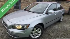 Gebruikt 2006 Volvo S40 Sedan | € 2.440 (Eerlijke prijs)