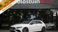 Gebruikt 2023 Mercedes A200 AMG line Hatchback | € 33.950 (Eerlijke prijs)
