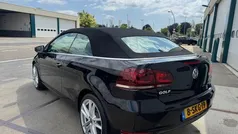 Zwart, metallic lak Gebruikt 2013 VW Golf Cabriolet Cabriolet | € 11.925 (Eerlijke prijs)